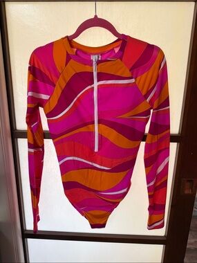 TRINA TURK zip-up paddle boarding one piece swimsuit - M Vivid